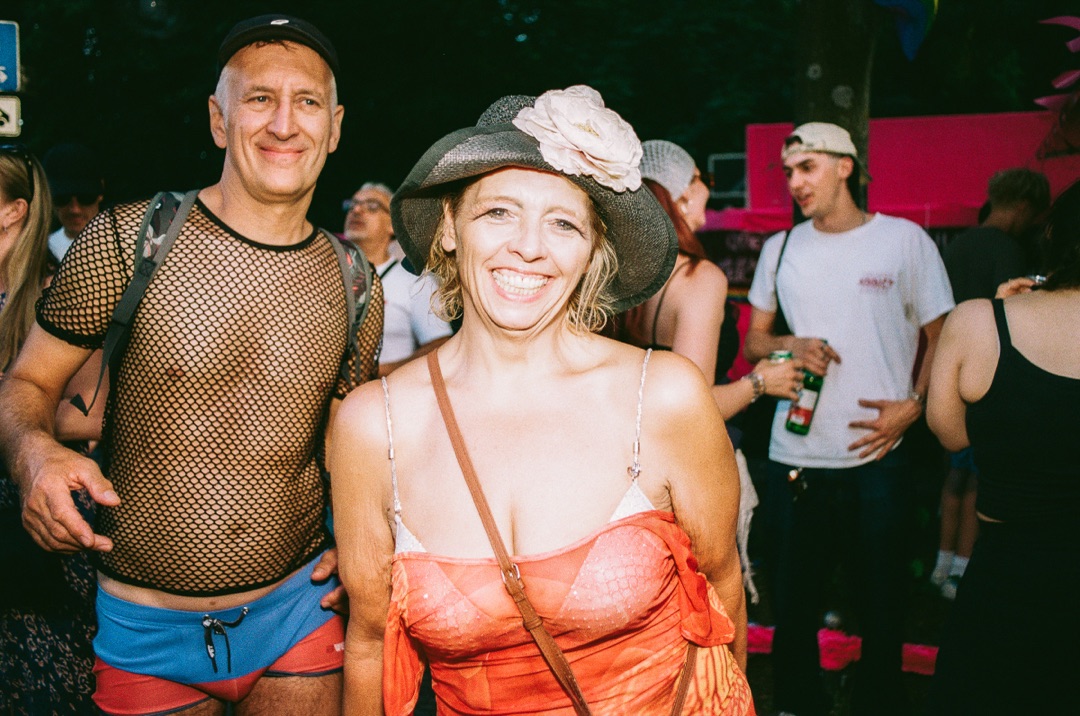 Rave The Planet — frame 31